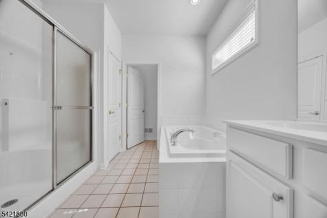 180 Stone Manor Drive Franklin NJ 08873