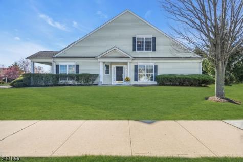 180 Stone Manor Drive Franklin NJ 08873