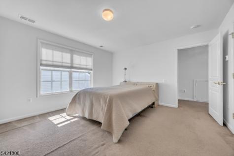 180 Stone Manor Drive Franklin NJ 08873