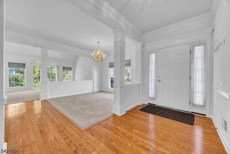 180 Stone Manor Drive Franklin NJ 08873