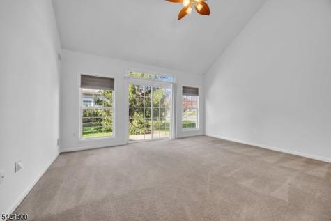 180 Stone Manor Drive Franklin NJ 08873