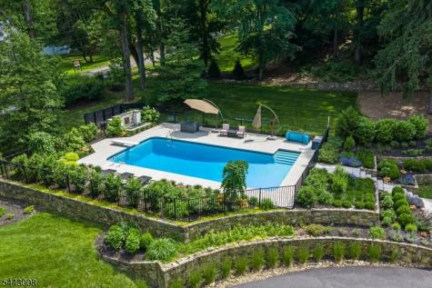 175 Round Top Road Bernardsville NJ 07924