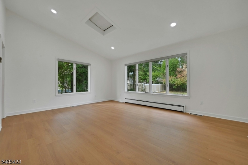 11 Pine Street Hackensack NJ 07601