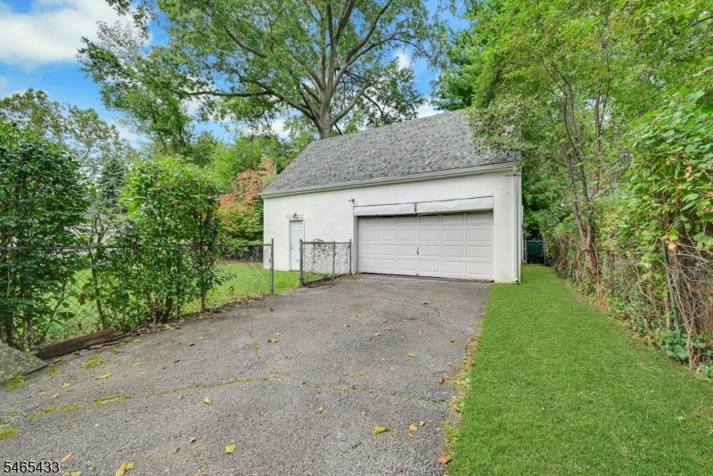 11 Pine Street Hackensack NJ 07601
