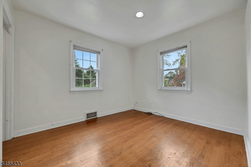 11 Pine Street Hackensack NJ 07601