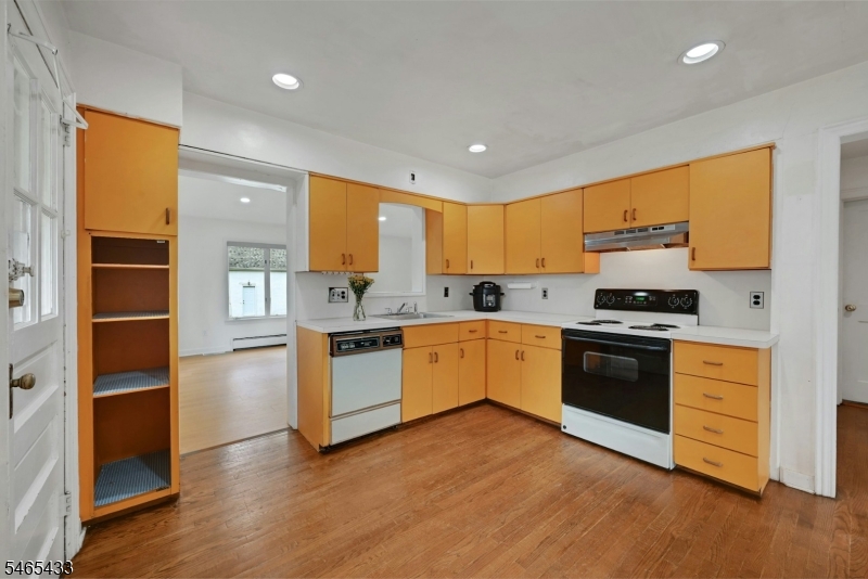 11 Pine Street Hackensack NJ 07601