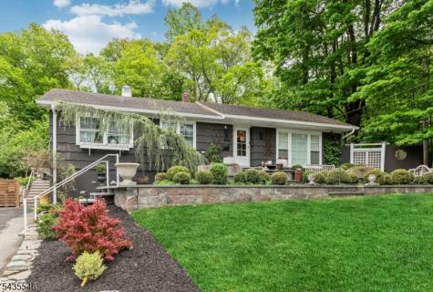 596 Wyckoff Avenue Mahwah NJ 07430