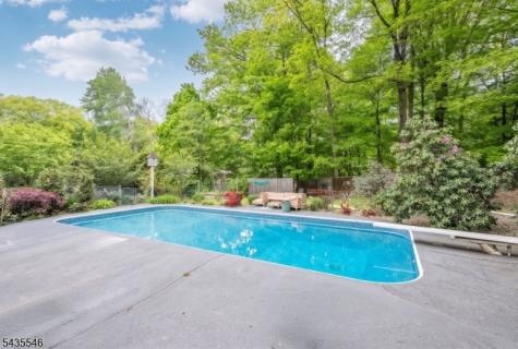 596 Wyckoff Avenue Mahwah NJ 07430