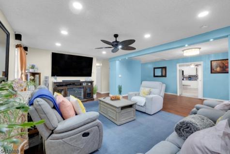 30 General Lane Willingboro NJ 08046