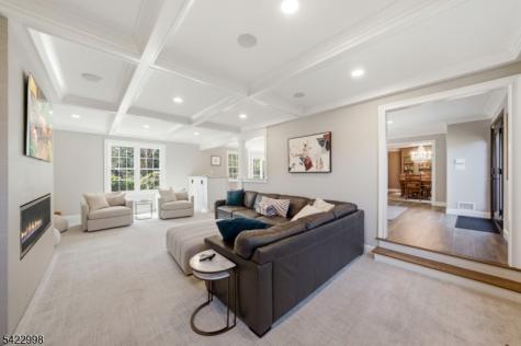 6 Blaier Street Montville NJ 07082