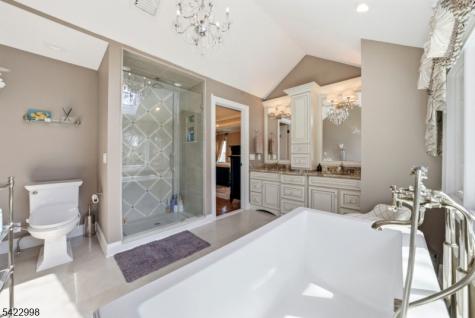 6 Blaier Street Montville NJ 07082