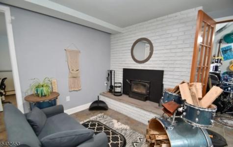 27 Grandview Avenue Jefferson NJ 07460