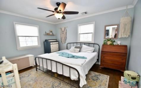 27 Grandview Avenue Jefferson NJ 07460