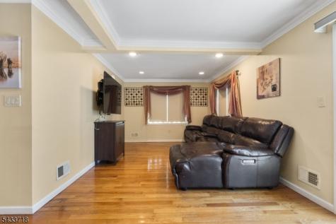 13 Ogden Road Belleville NJ 07109