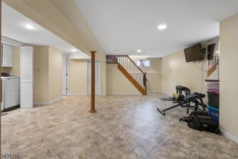 13 Ogden Road Belleville NJ 07109