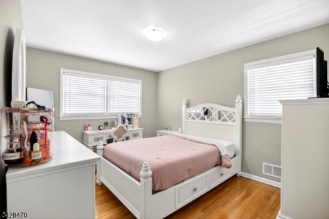 579 Grove Street Rahway NJ 07065