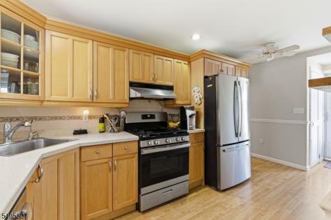 15 Parker Road Roxbury NJ 07856