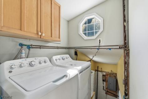 15 Parker Road Roxbury NJ 07856