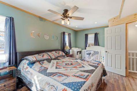 15 Parker Road Roxbury NJ 07856