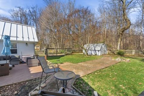 15 Parker Road Roxbury NJ 07856