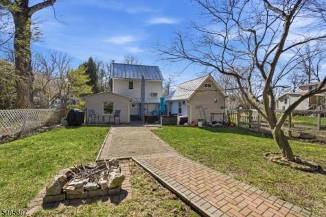15 Parker Road Roxbury NJ 07856