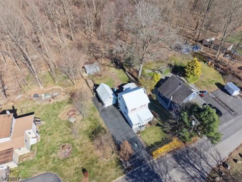 15 Parker Road Roxbury NJ 07856
