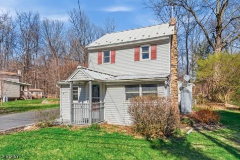 15 Parker Road Roxbury NJ 07856