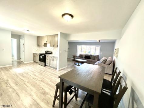 19 Oakdale Road Jersey City NJ 07305