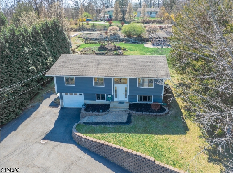 19 Valley Drive W Vernon NJ 07418