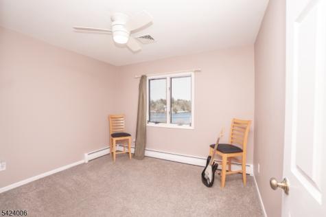 19 Valley Drive W Vernon NJ 07418