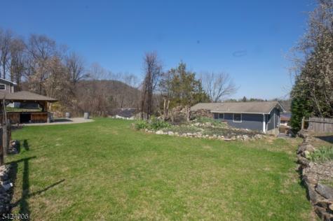 19 Valley Drive W Vernon NJ 07418