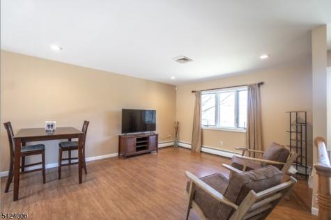 19 Valley Drive W Vernon NJ 07418