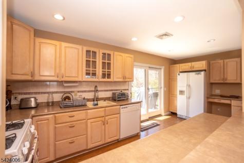 19 Valley Drive W Vernon NJ 07418