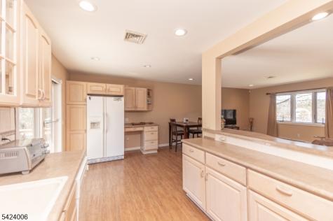 19 Valley Drive W Vernon NJ 07418