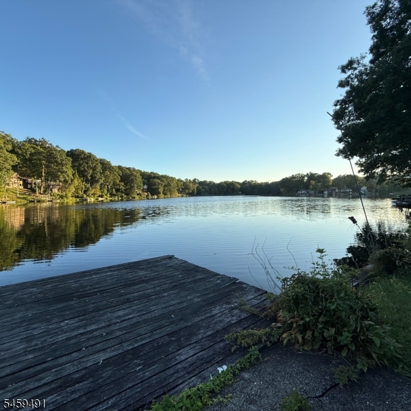 54 Horseshoe Drive Jefferson NJ 07438