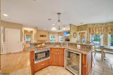 6 Princess Court Jefferson NJ 07438
