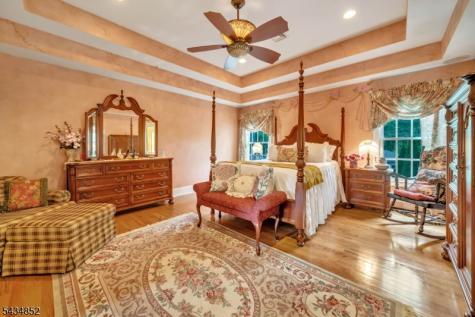 6 Princess Court Jefferson NJ 07438