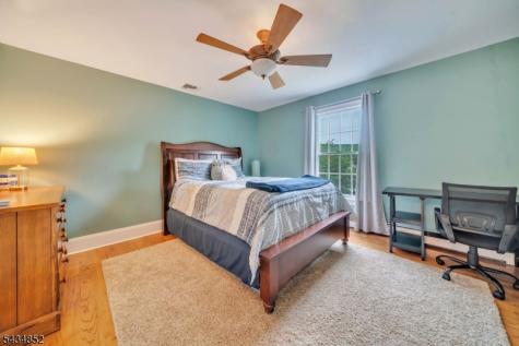 6 Princess Court Jefferson NJ 07438