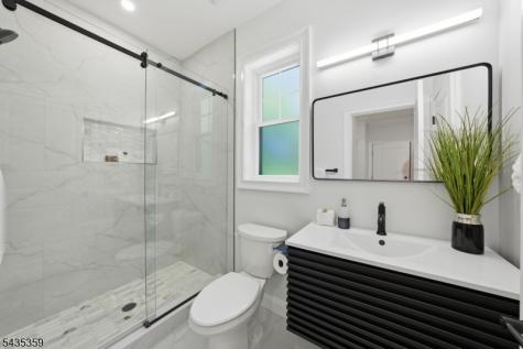 21 Kuntz Avenue Berkeley Heights NJ 07922