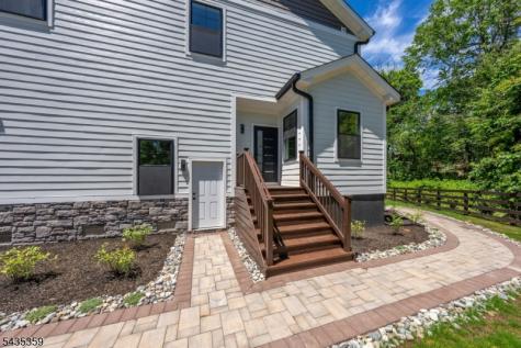 21 Kuntz Avenue Berkeley Heights NJ 07922