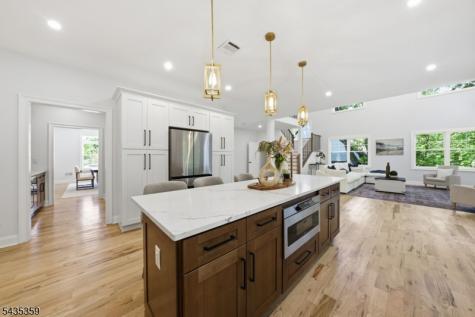 21 Kuntz Avenue Berkeley Heights NJ 07922
