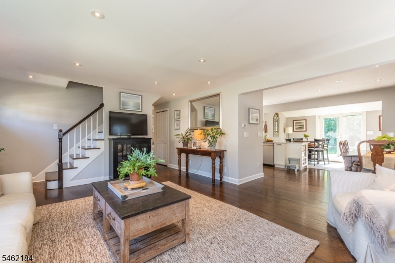 49 Meadow Lane Bloomfield NJ 07003