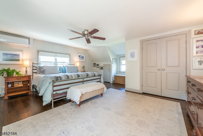 49 Meadow Lane Bloomfield NJ 07003