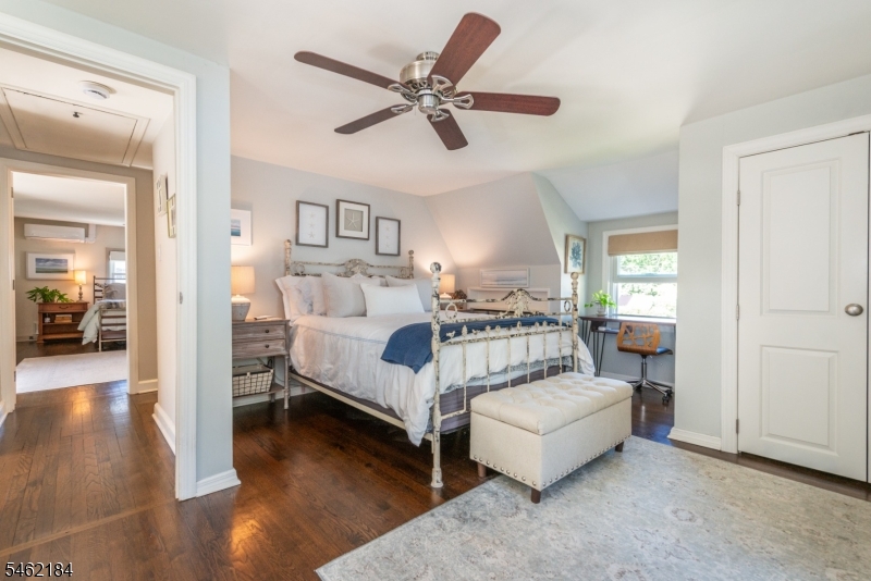 49 Meadow Lane Bloomfield NJ 07003