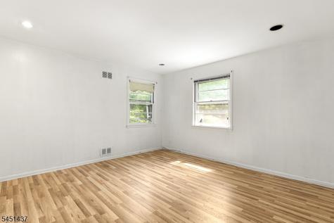 29 Devonshire Terrace West Orange NJ 07052