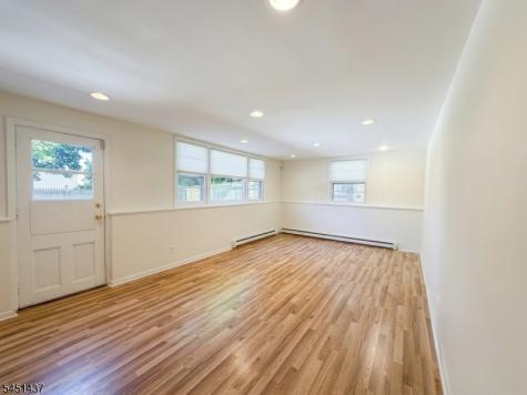 29 Devonshire Terrace West Orange NJ 07052