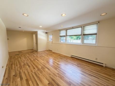 29 Devonshire Terrace West Orange NJ 07052