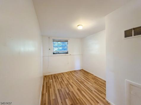 29 Devonshire Terrace West Orange NJ 07052