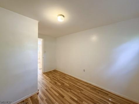 29 Devonshire Terrace West Orange NJ 07052