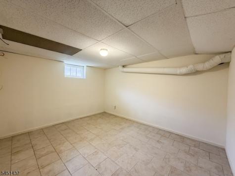 29 Devonshire Terrace West Orange NJ 07052